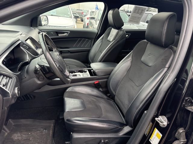Certified 2020 Ford Edge ST w/ Equipment Group 401A image 12