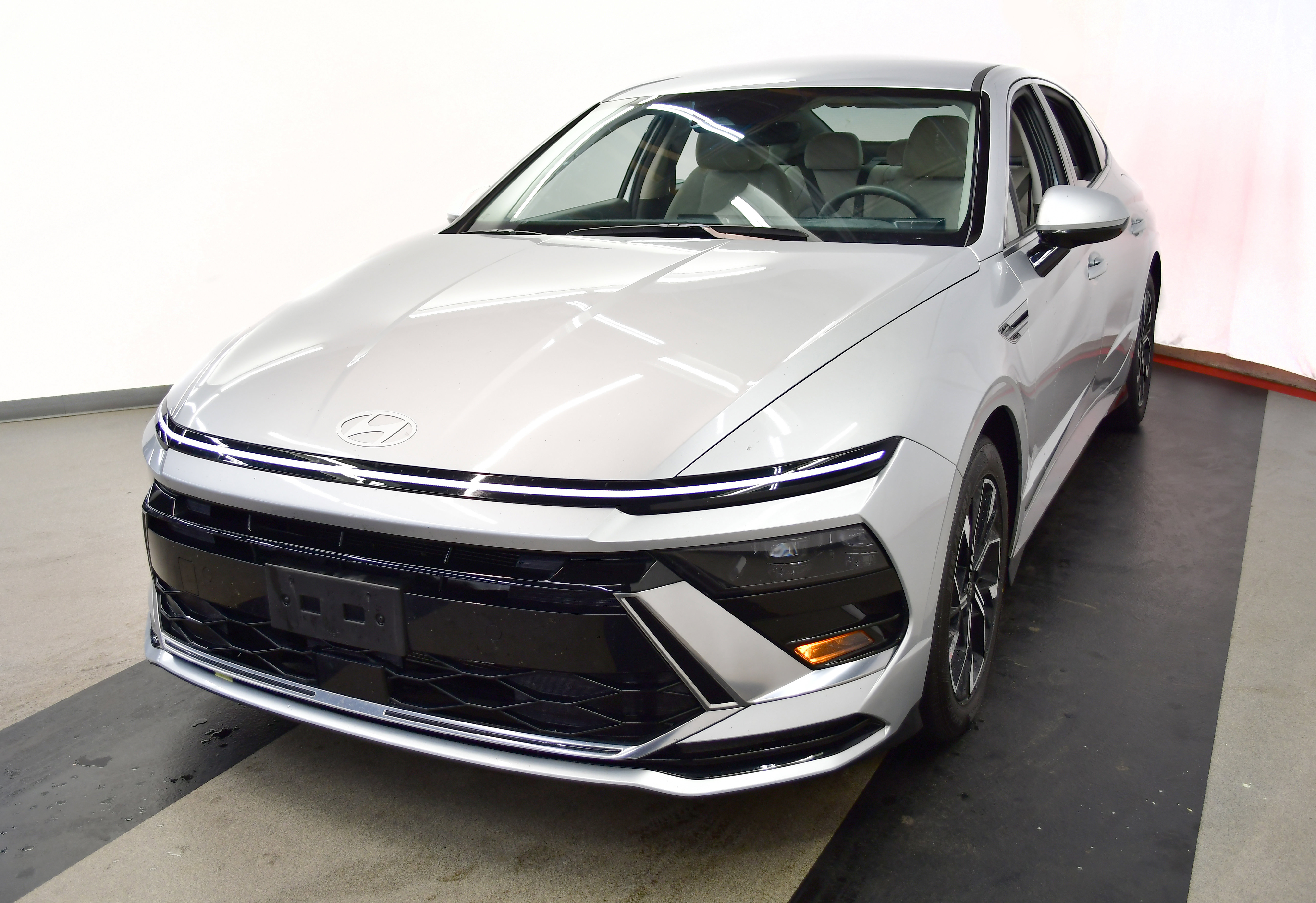 Used 2025 Hyundai Sonata SEL image 4