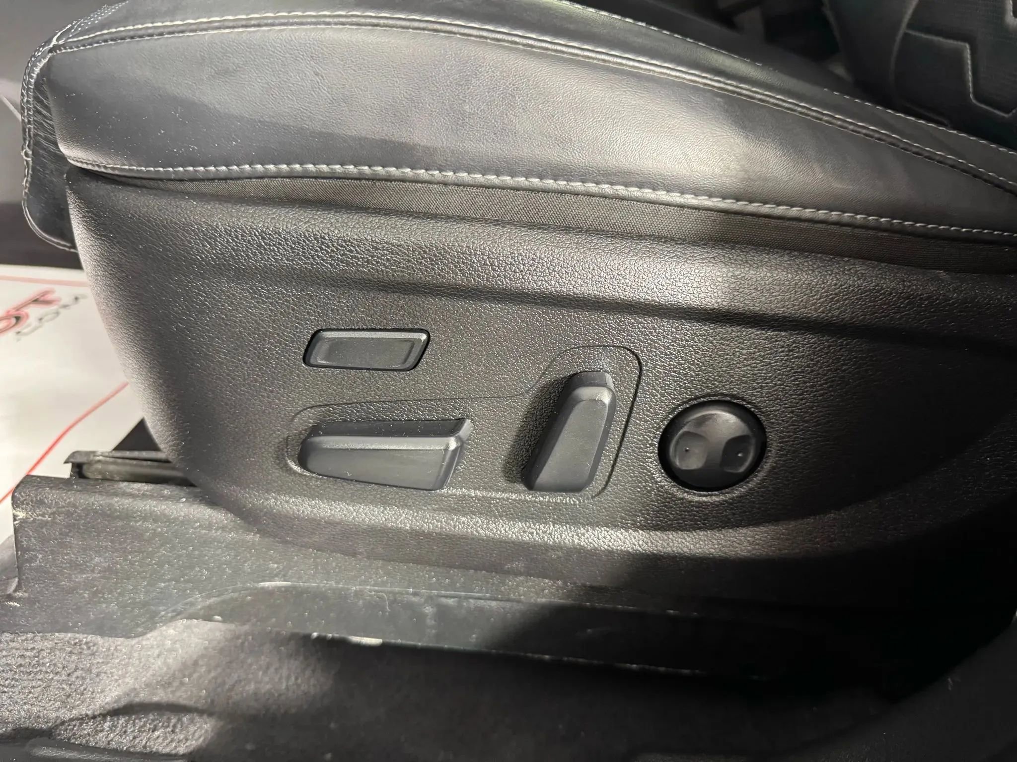 Used 2022 Kia Telluride SX w/ SX Prestige Package AWD/4WD image 37