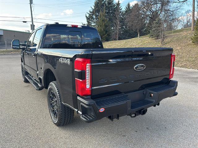 New 2026 Ford F250 Lariat w/ Black Appearance Package video 2
