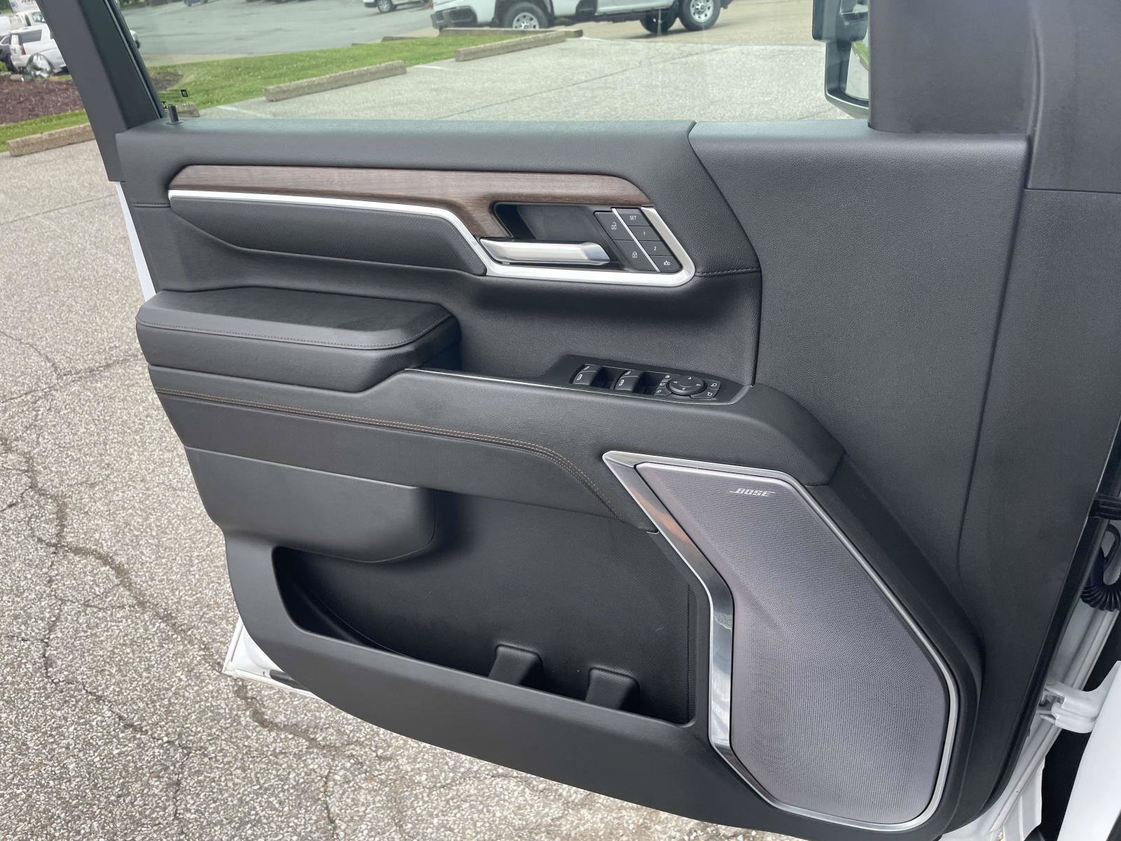 Certified 2024 Chevrolet Silverado 3500 High Country w/ High Country Premium Package AWD/4WD image 31