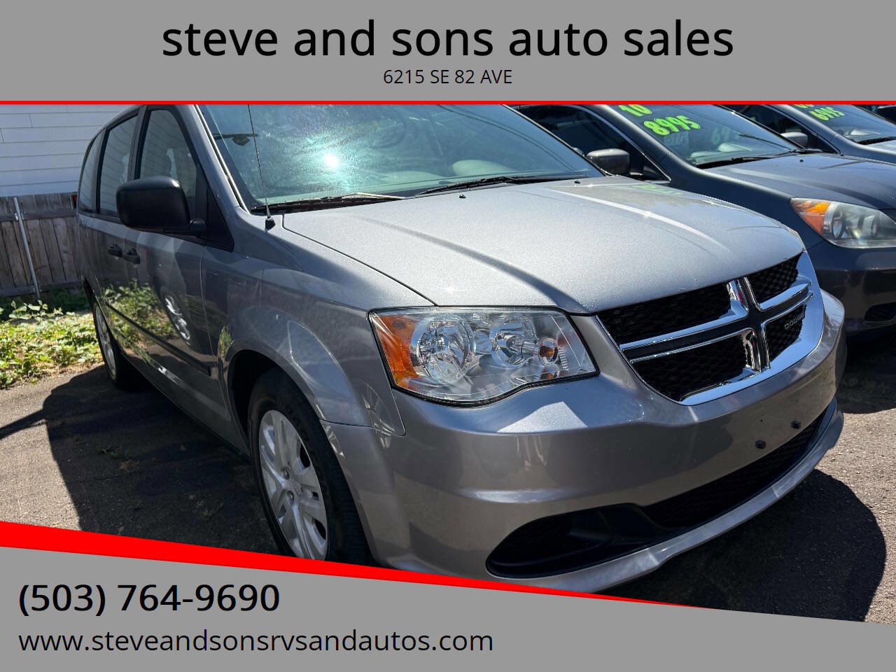 Used 2014 Dodge Grand Caravan SE image 3