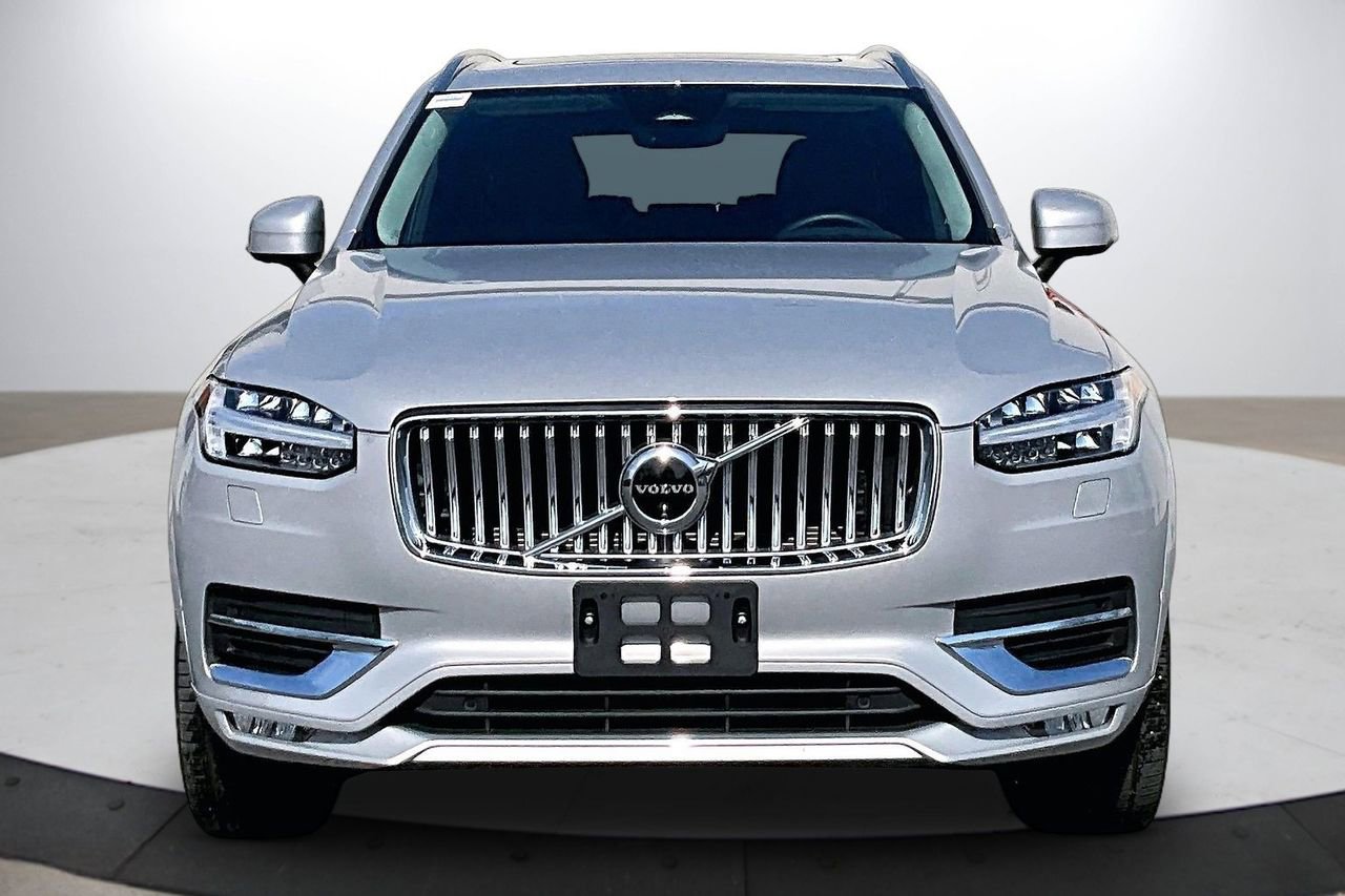 Used 2024 Volvo XC90 B5 Plus image 3