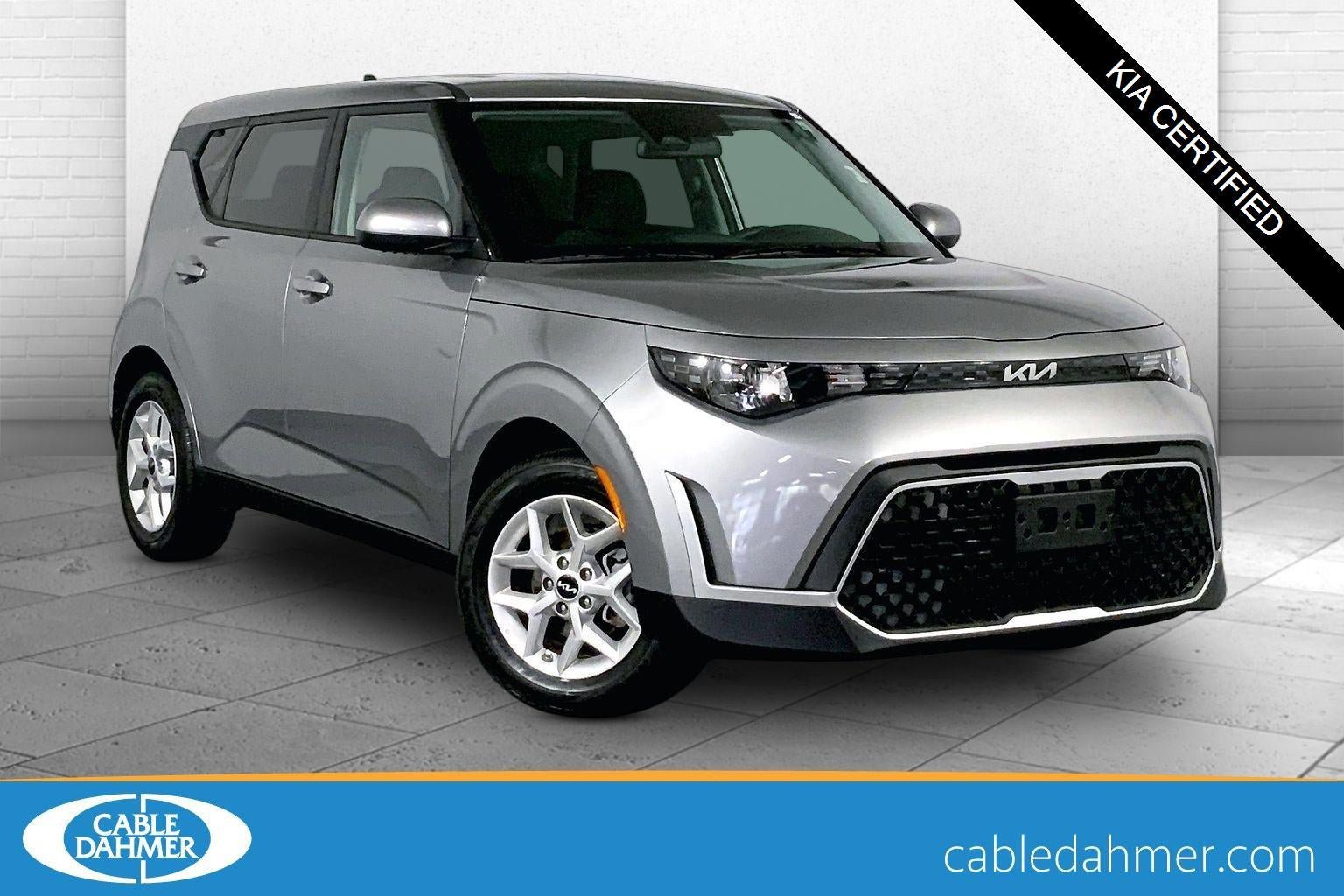 Certified 2025 Kia Soul LX w/ LX Technology Package FWD image 1