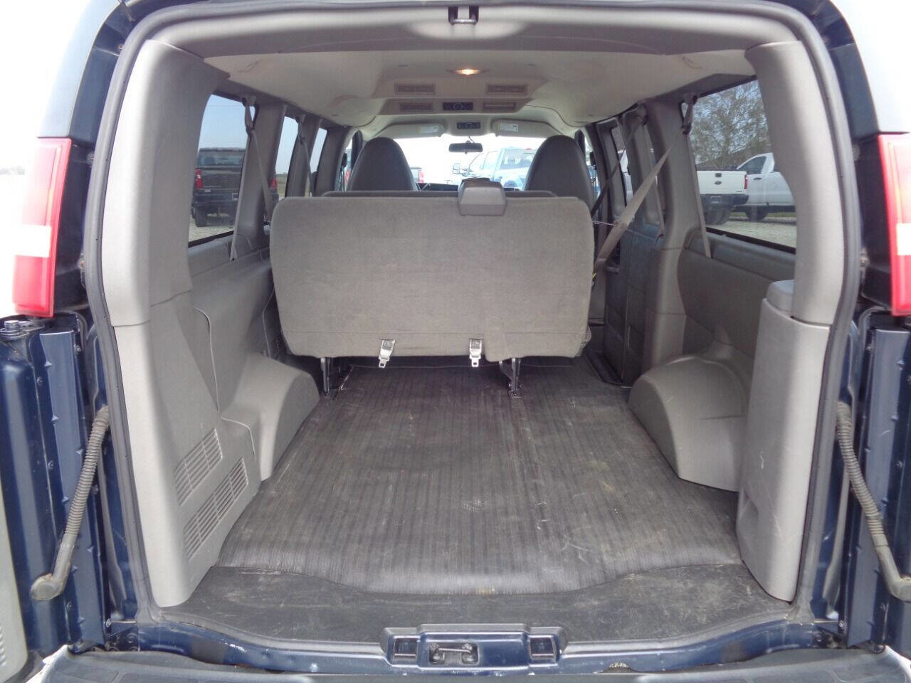 Used 2014 Chevrolet Express 1500 LT w/ LT Preferred Equipment Group image 10