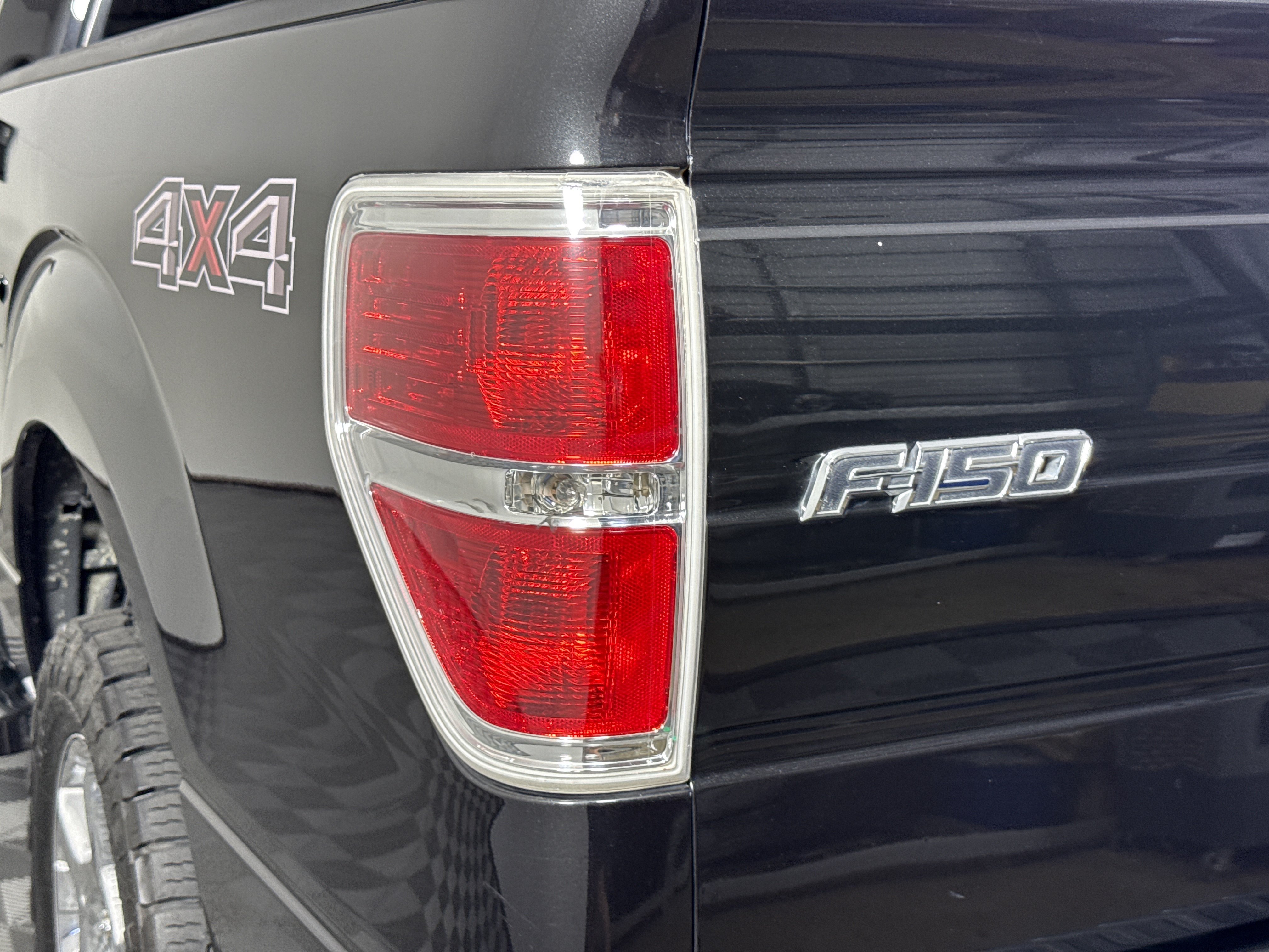 Used 2014 Ford F150 XLT w/ Equipment Group 302A Luxury AWD/4WD image 8