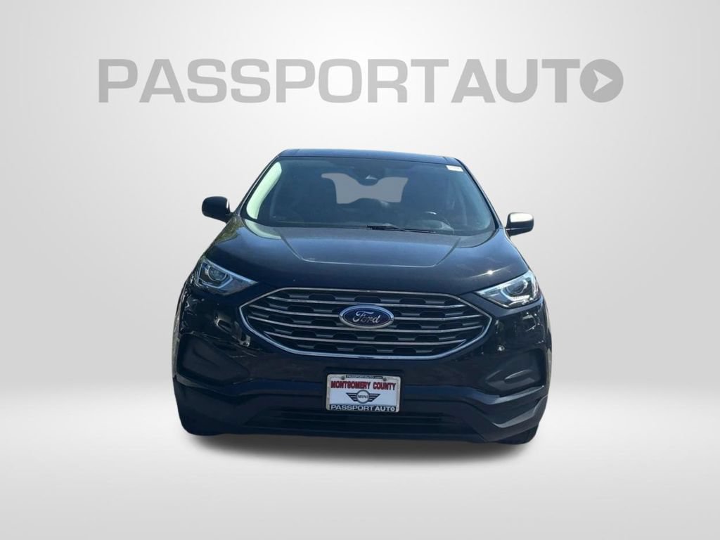 Used 2020 Ford Edge SE FWD image 2