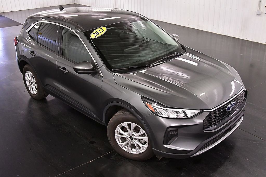 Used 2023 Ford Escape Active w/ Tech Pack #2 AWD/4WD image 12