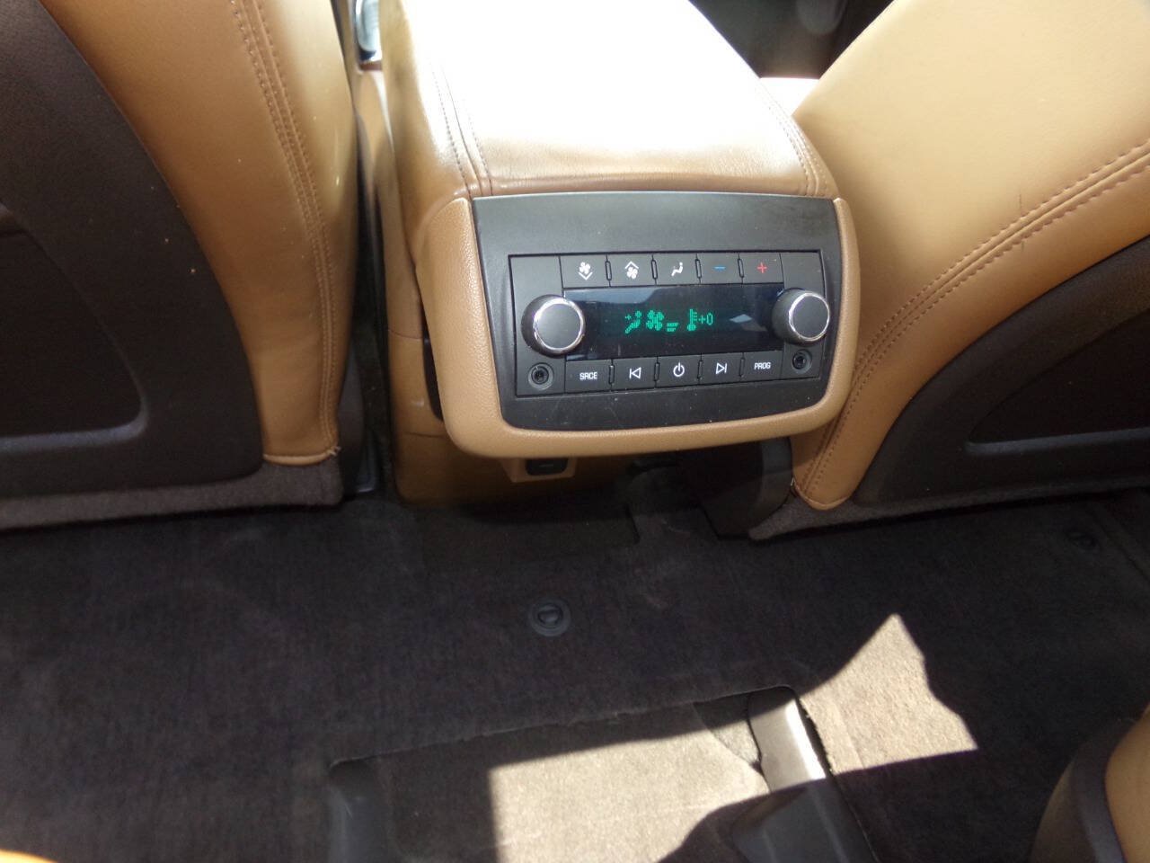 Used 2014 Buick Enclave Leather w/ Trailering Provision Package AWD/4WD image 17