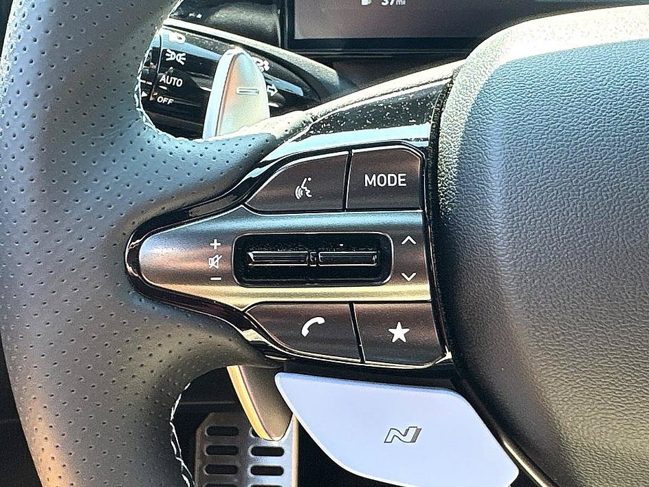 New 2026 Hyundai Elantra N FWD image 13