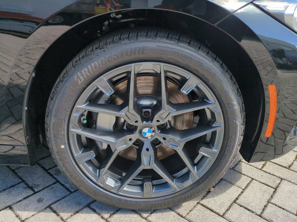 New 2026 BMW 330i Sedan RWD image 11