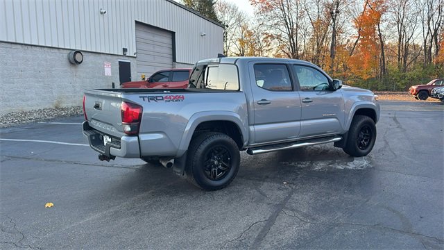 Used 2018 Toyota Tacoma TRD Sport image 29