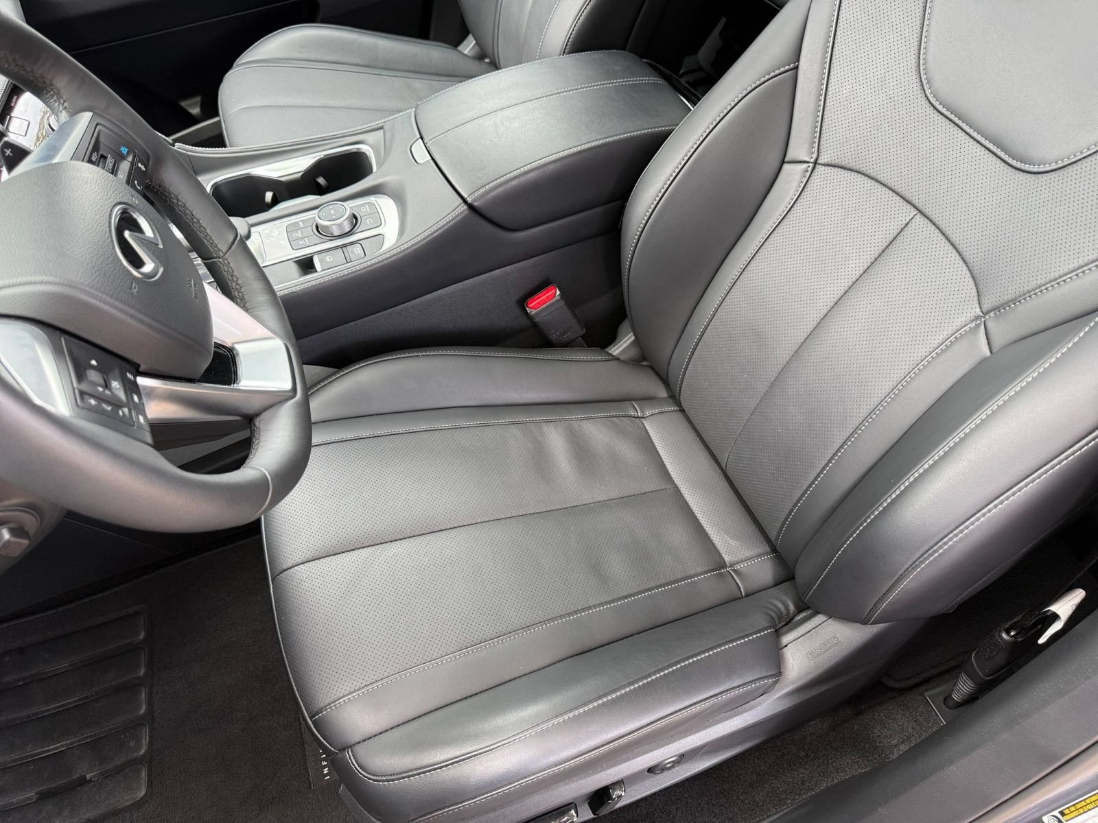 Used 2026 INFINITI QX60 Luxe FWD image 40