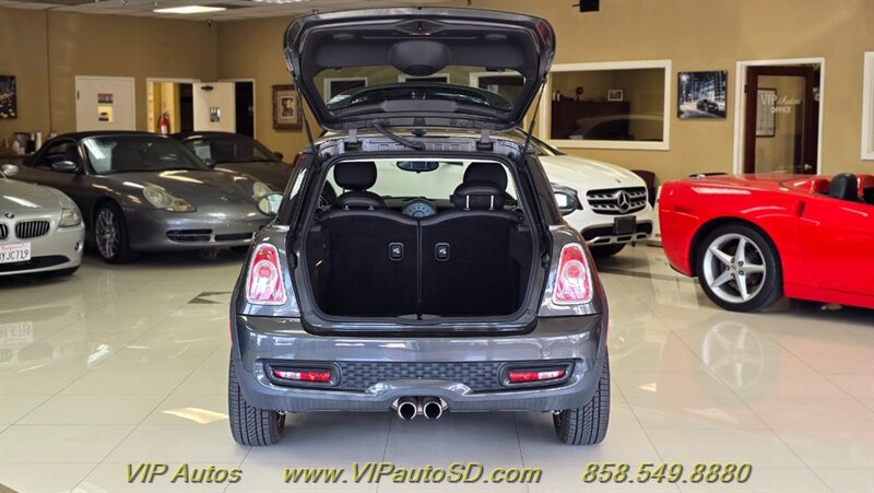 Used 2011 MINI Cooper S FWD image 9