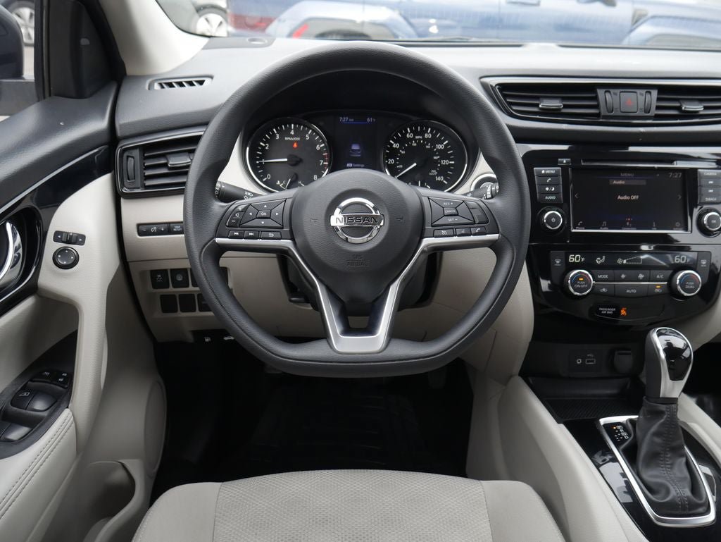 Used 2020 Nissan Rogue Sport SV FWD image 33