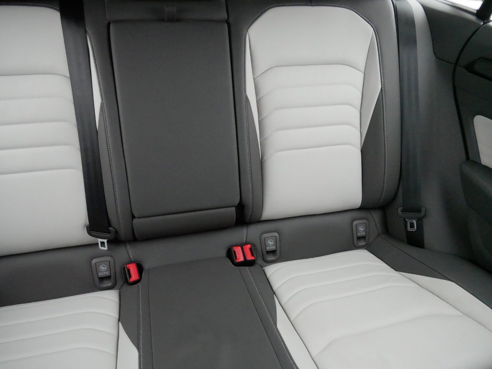 Used 2023 Volkswagen Arteon SEL Premium image 14