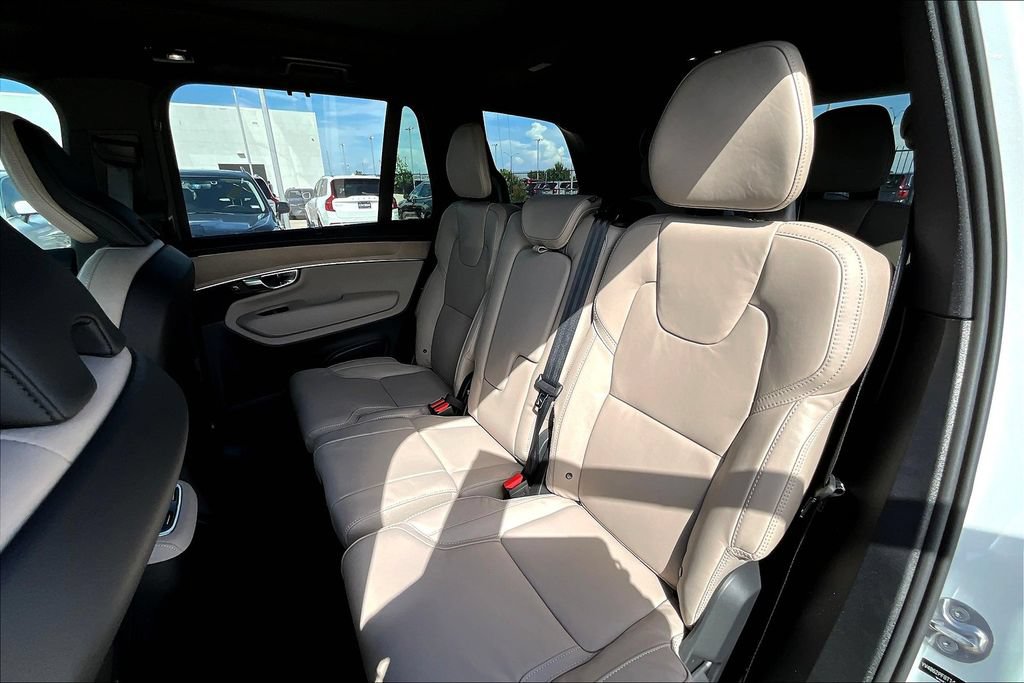 New 2026 Volvo XC90 B6 Ultra w/ Protection Package AWD/4WD image 10