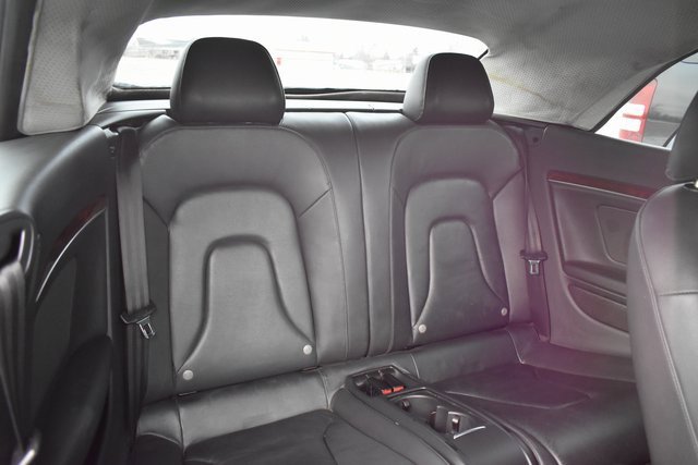 Used 2010 Audi A5 2.0T Premium image 25