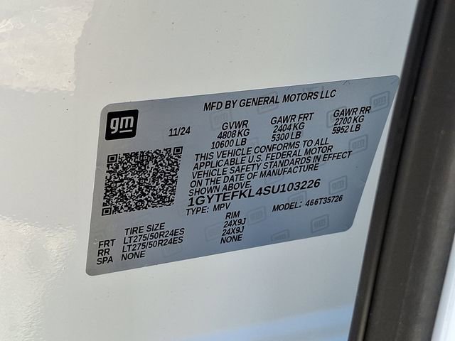 New 2025 Cadillac Escalade IQ Sport 2 image 17