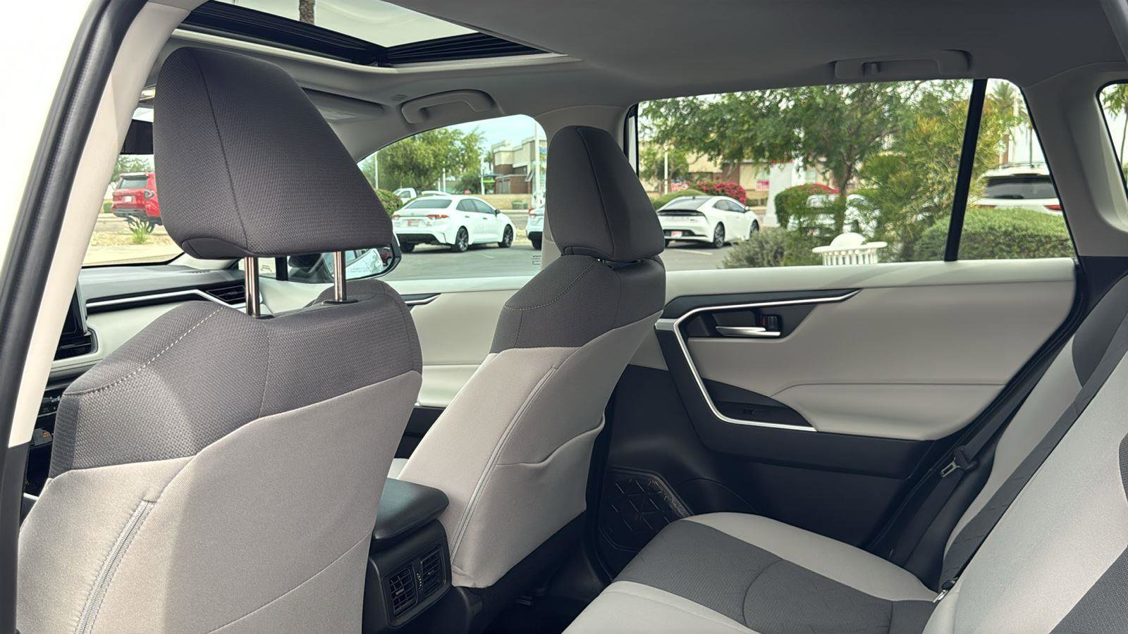 Certified 2025 Toyota RAV4 XLE w/ Convenience Package image 29