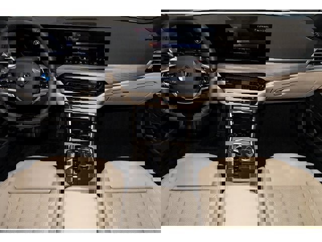 New 2026 BMW 330i xDrive Sedan w/ Convenience Package image 78