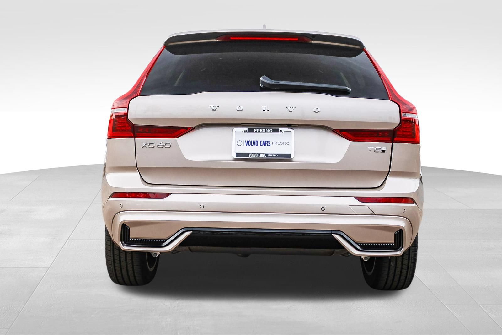 New 2026 Volvo XC60 T8 Plus AWD/4WD image 5