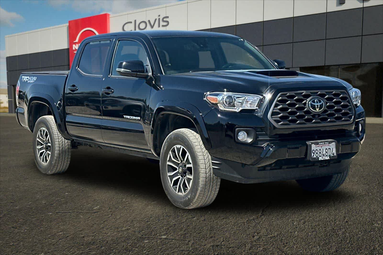 Used 2023 Toyota Tacoma TRD Sport w/ Advanced Technology Package AWD/4WD image 10