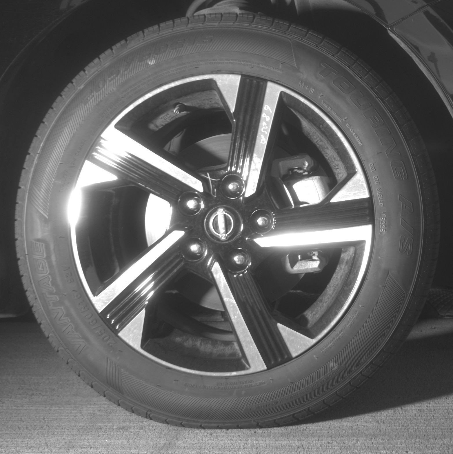 Used 2025 Nissan Sentra SV FWD image 16