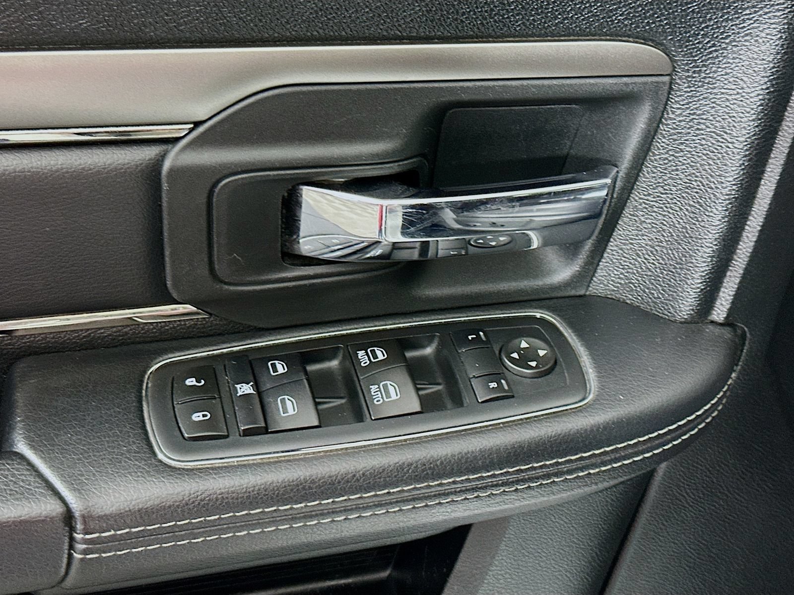 Used 2017 RAM 1500 Sport AWD/4WD image 18