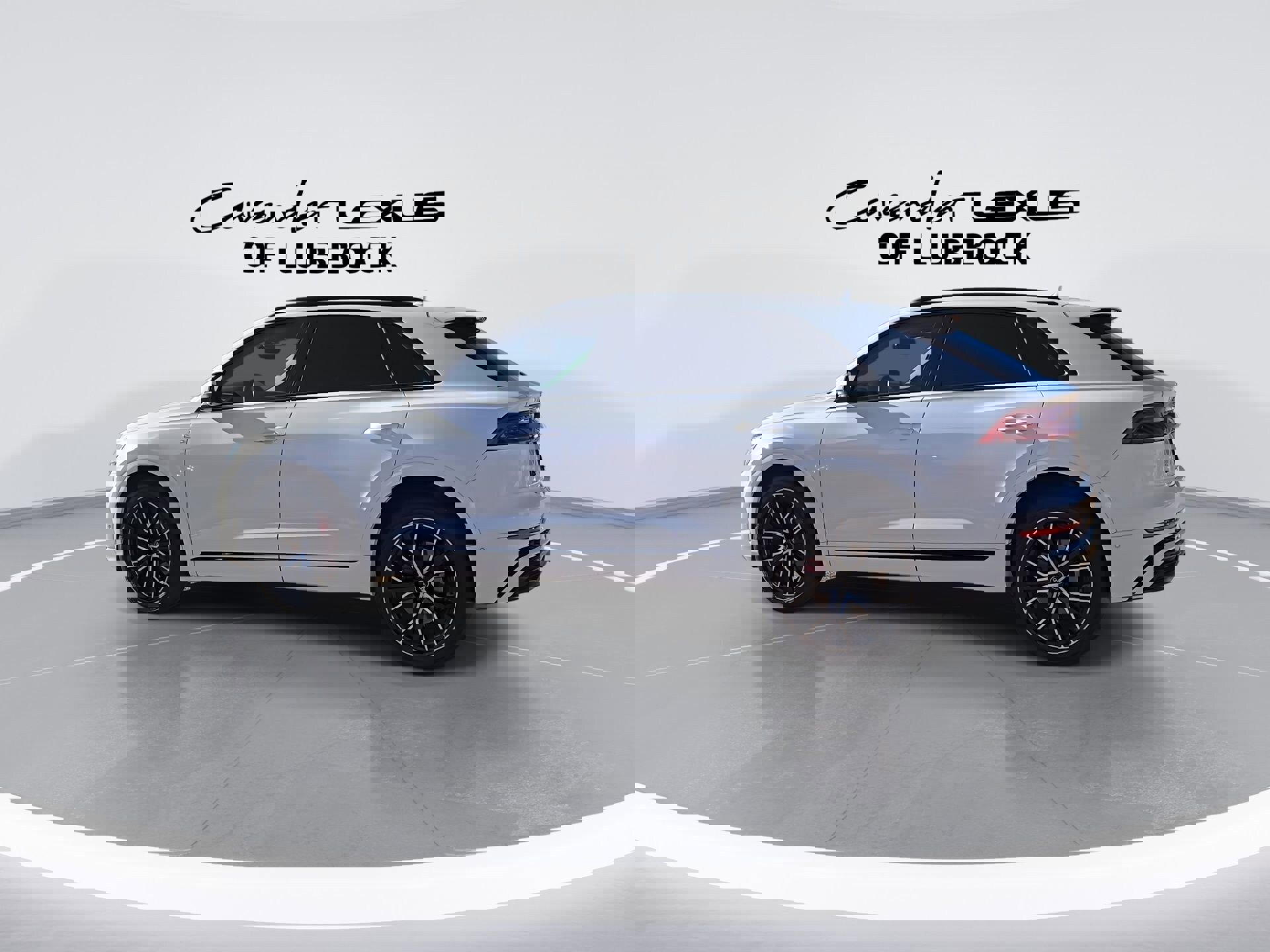 Used 2021 Audi Q8 Prestige w/ Prestige Package image 6