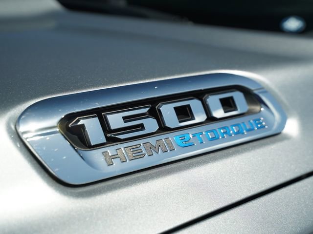Used 2024 RAM 1500 Laramie AWD/4WD image 36