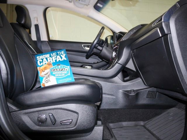 Used 2019 Ford Edge Titanium w/ Cold Weather Package image 7