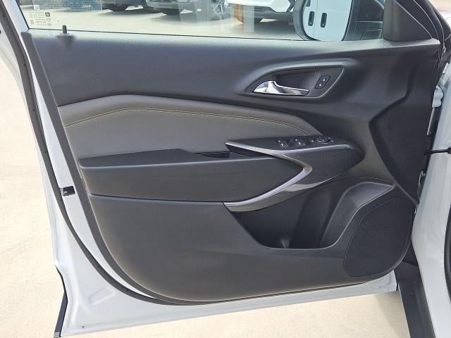 New 2026 Chevrolet Trax ACTIV FWD image 21