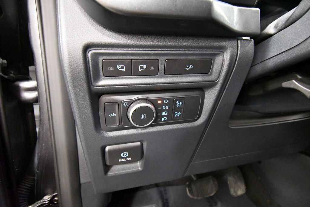 Used 2022 Ford F150 XLT w/ Equipment Group 302A High AWD/4WD image 19