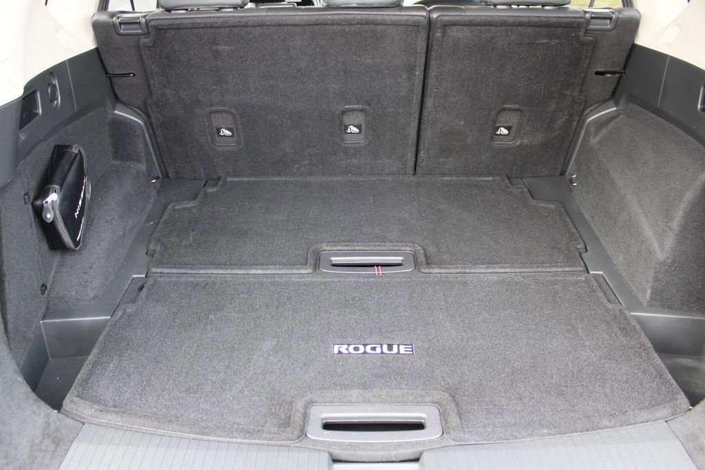 Used 2022 Nissan Rogue Platinum w/ Head-Up Display Package image 23