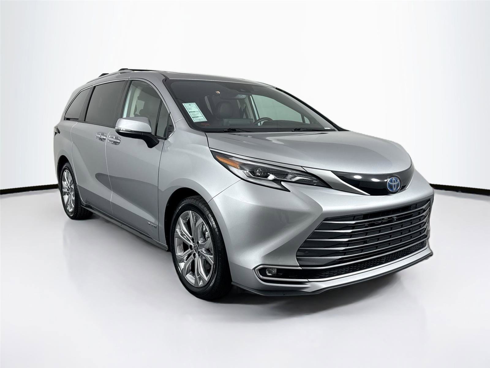 Certified 2021 Toyota Sienna Platinum image 10