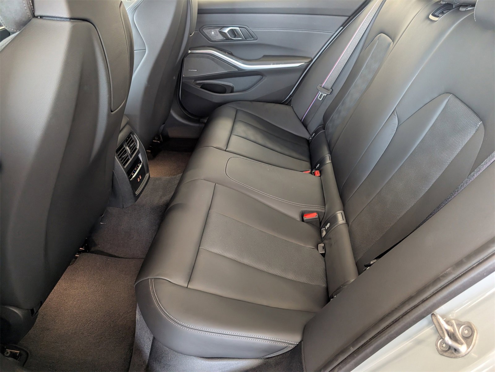 Used 2024 BMW M3 Competition image 27