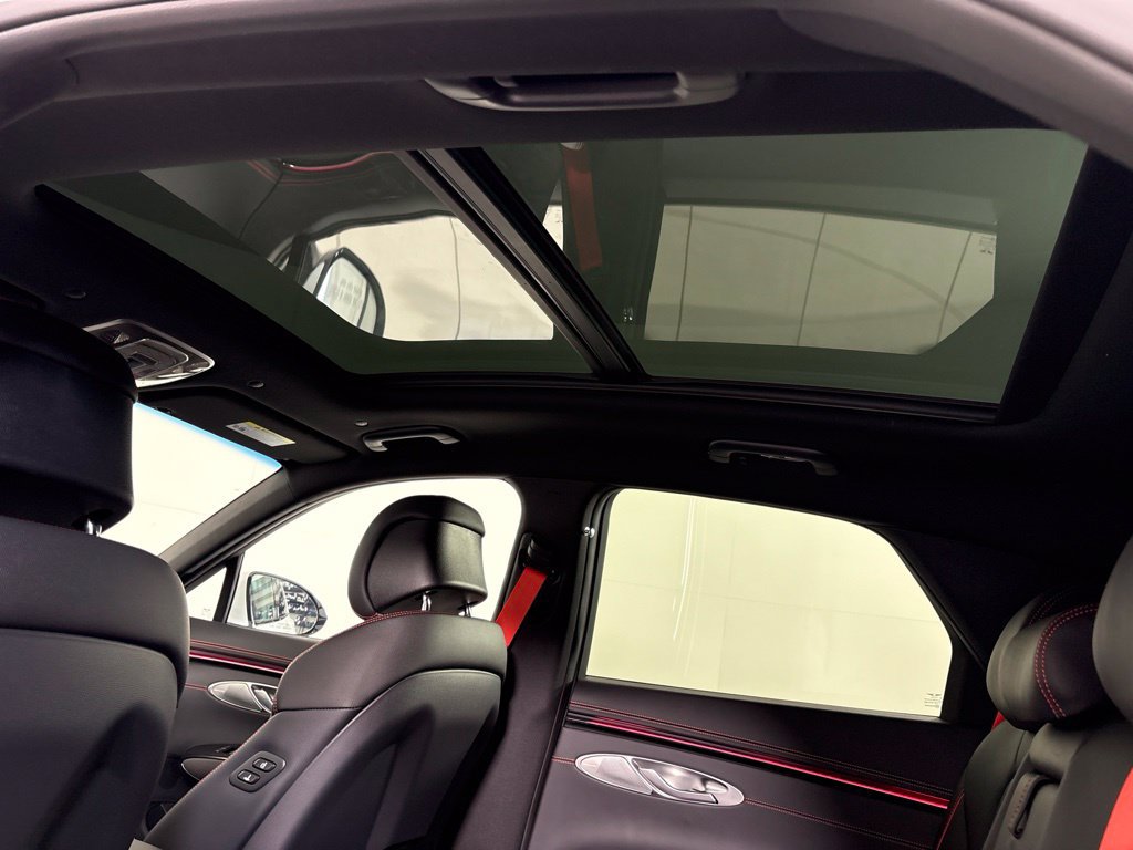 New 2027 Genesis GV70 2.5T Sport Prestige AWD/4WD image 21