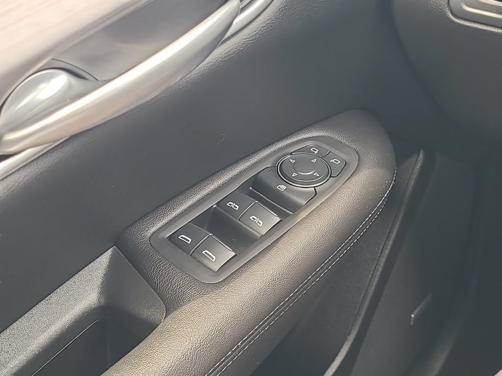 Used 2024 Cadillac XT5 Luxury FWD image 18
