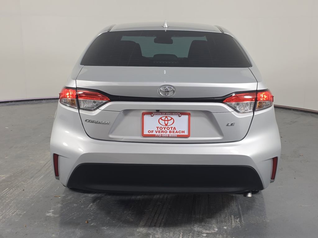 Used 2023 Toyota Corolla LE w/ LE Convenience Package FWD image 5