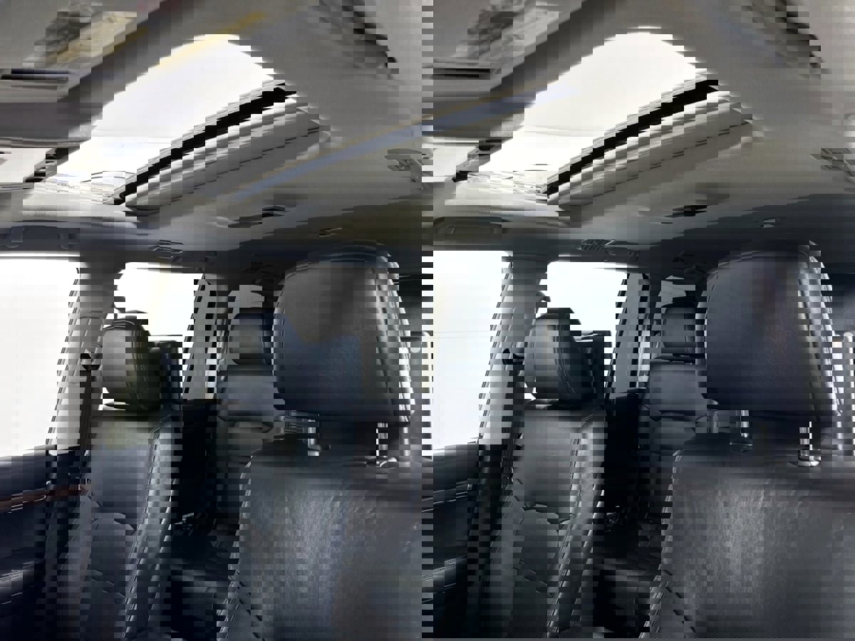 Used 2017 Toyota Land Cruiser image 29