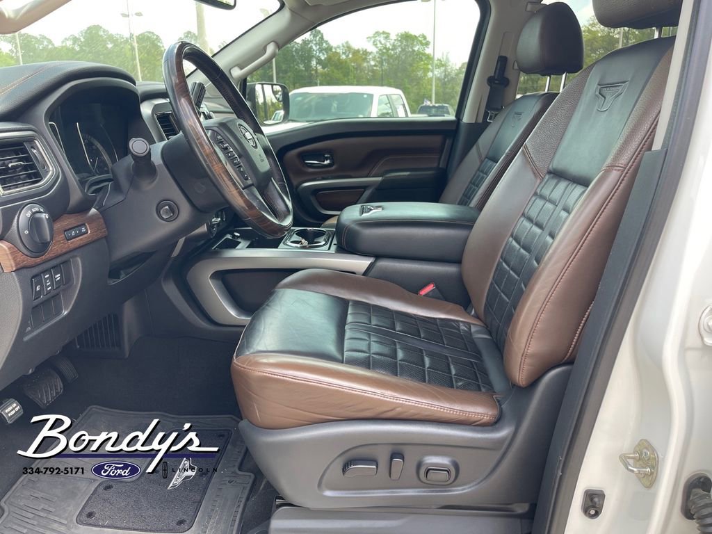 Used 2018 Nissan Titan Platinum Reserve w/ Platinum Utility Package image 10