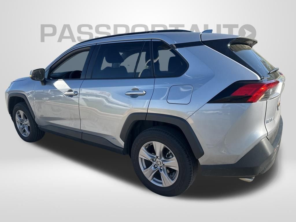 Certified 2025 Toyota RAV4 XLE w/ Convenience Package image 7