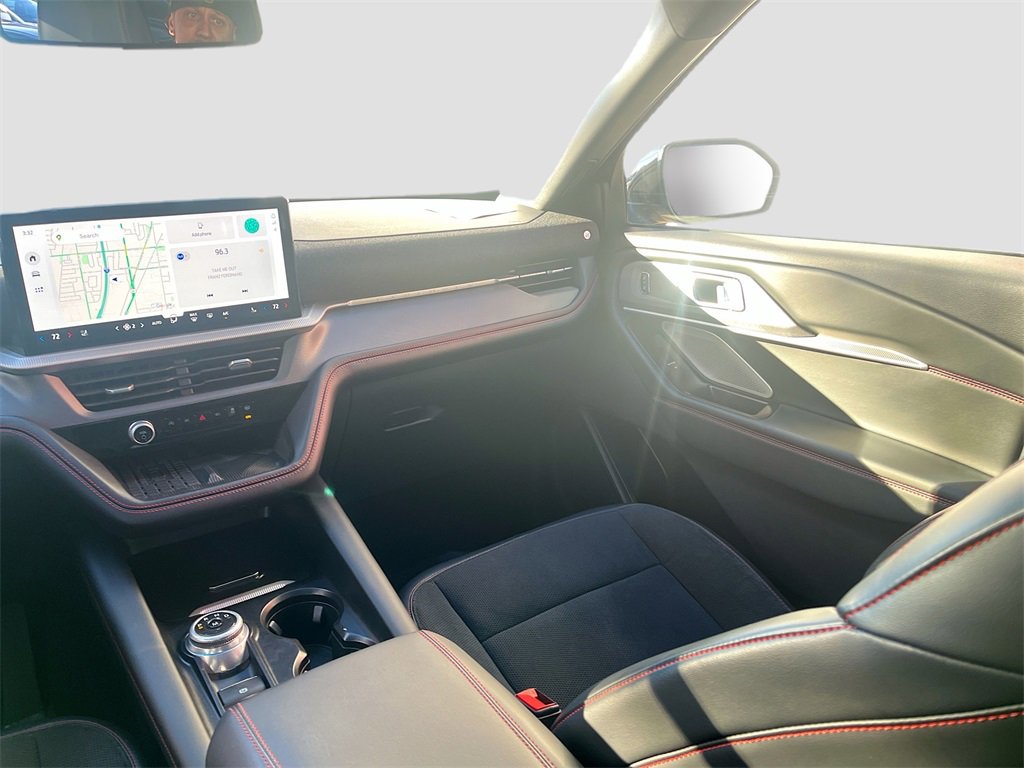 Used 2025 Ford Explorer ST image 25