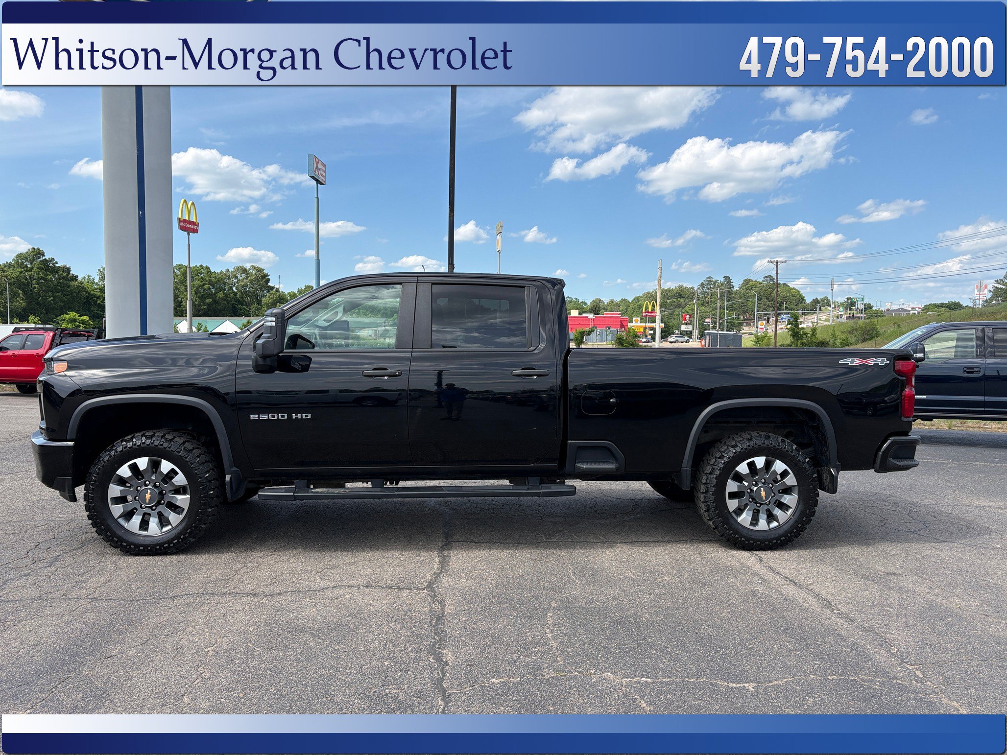Used 2022 Chevrolet Silverado 2500 Custom w/ Custom Convenience Package AWD/4WD image 2
