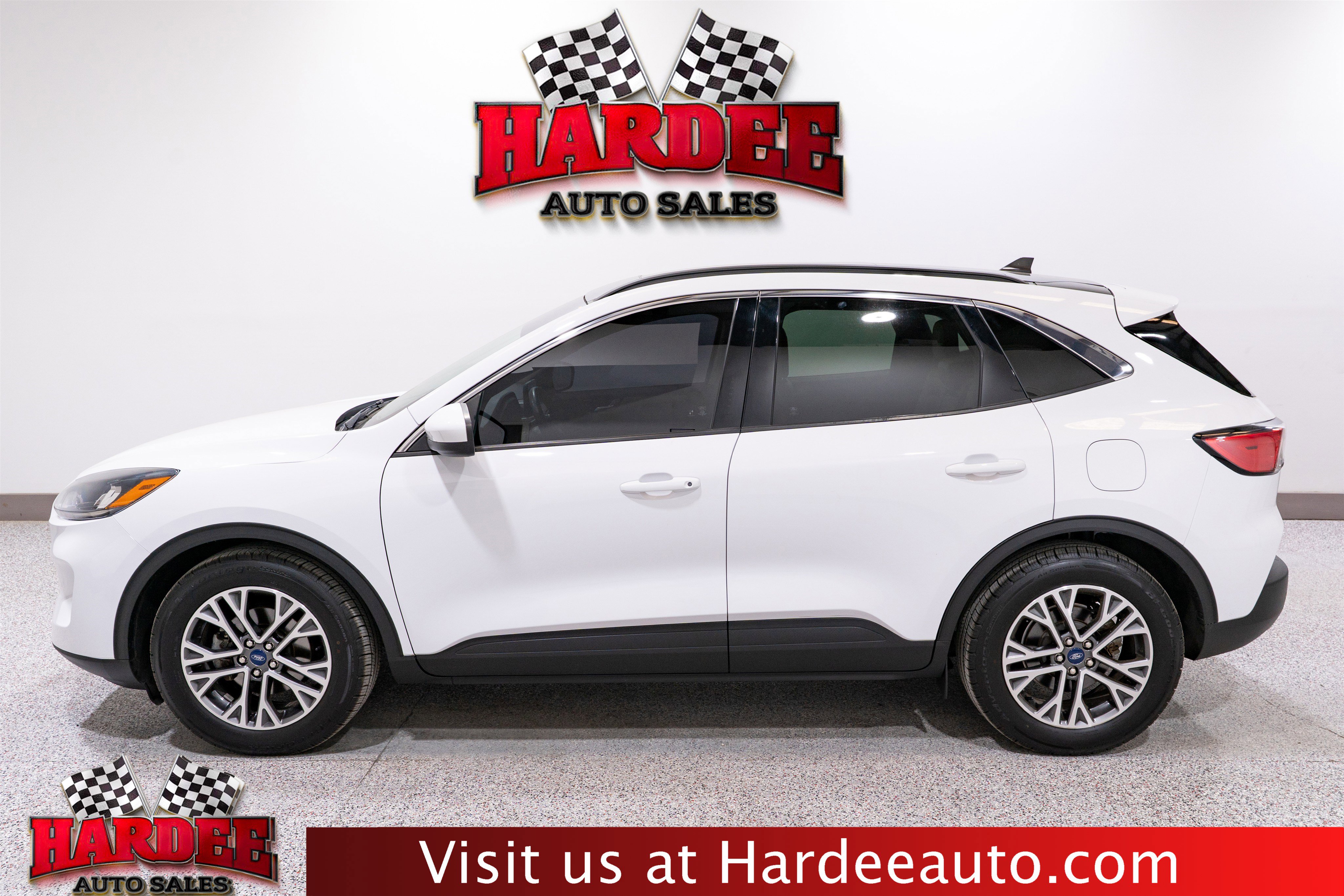 Used 2020 Ford Escape SEL image 1