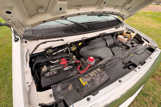 Used 2010 Ford E-150 and Econoline 150 RWD image 21