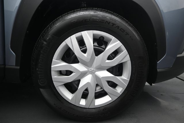 Used 2025 Toyota Corolla Cross L FWD image 17