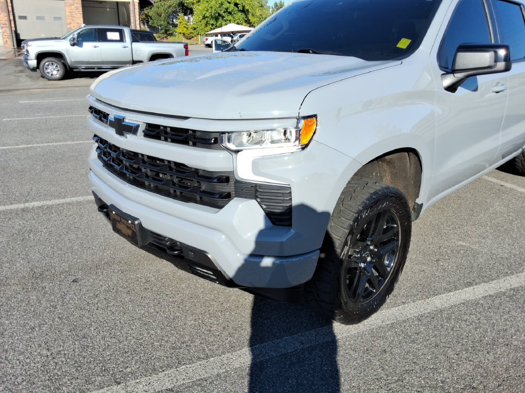 Certified 2024 Chevrolet Silverado 1500 RST w/ Convenience Package II AWD/4WD image 9