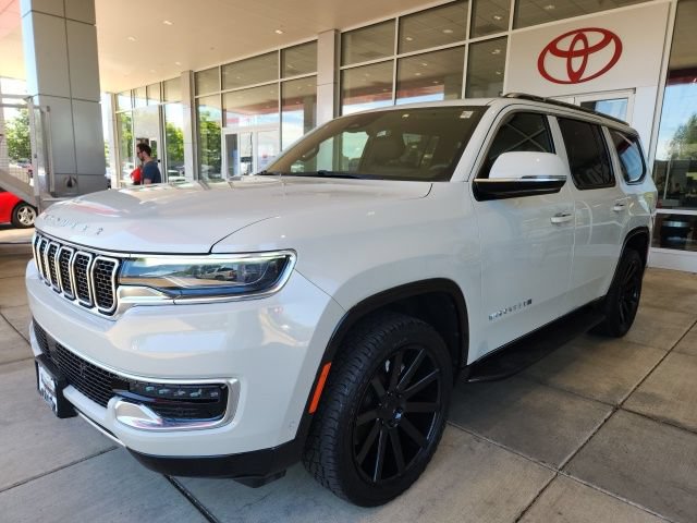 Used 2022 Jeep Wagoneer Series III w/ Flexible Seating Group AWD/4WD image 6